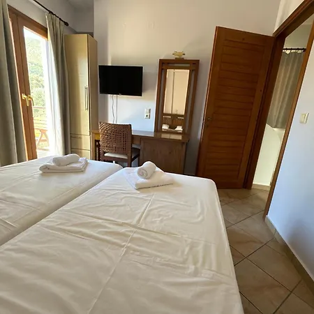 Dalouda Apartment Parga Exterior photo