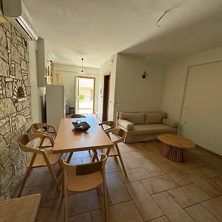 Dalouda Apartment Parga Exterior photo